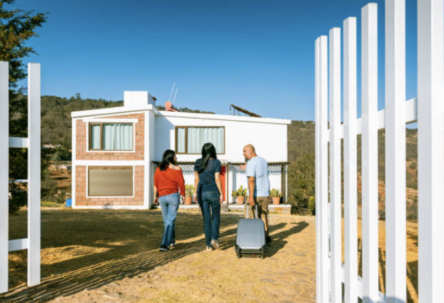 How to provide self-check-in to your Airbnb guests with Smart Lockbox or Smart Door Lock